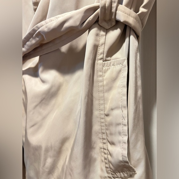 Zara lightweight trench coat in Tan - Picture 4 of 5